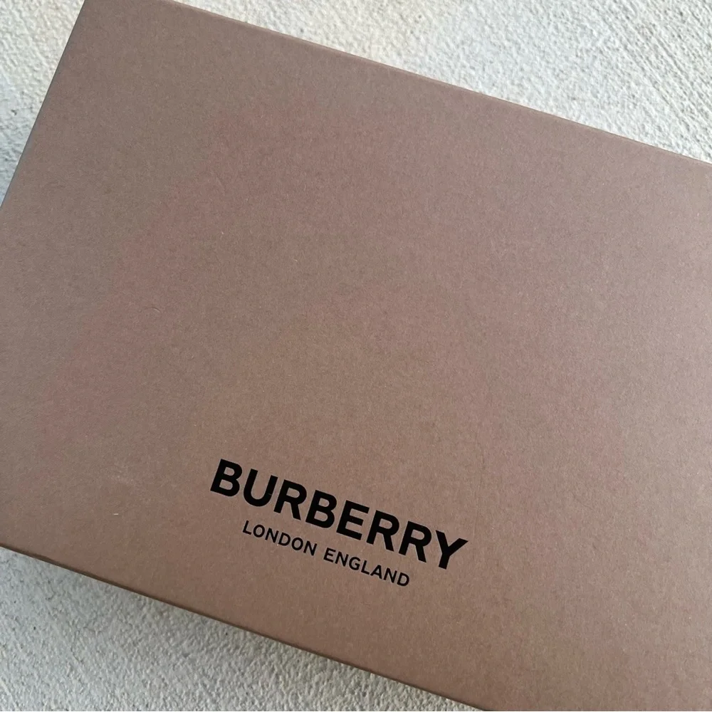 Burberry Kids Logo-Detail Check Ballerina Shoes, Size EU 35, UK 2.5 NEW in Box